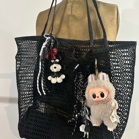 Bag with Adorable Plush - Picture 8 of 9